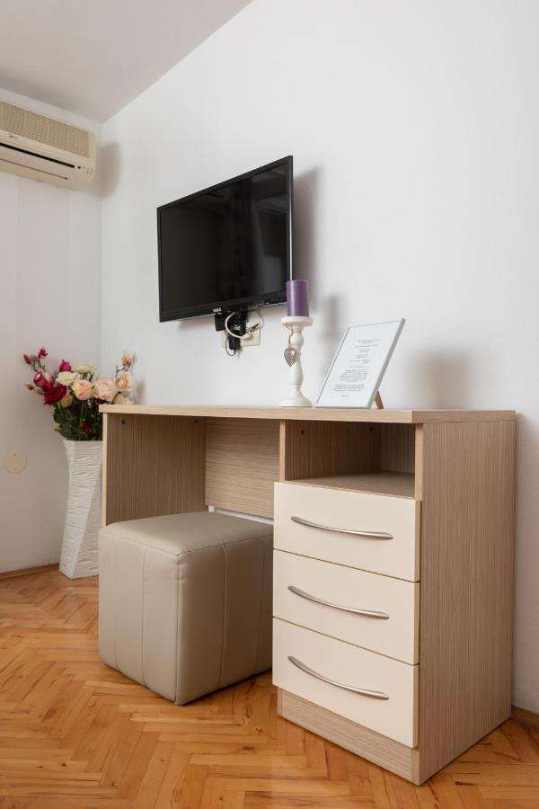 Apartments Petrovic Makarska Buitenkant foto