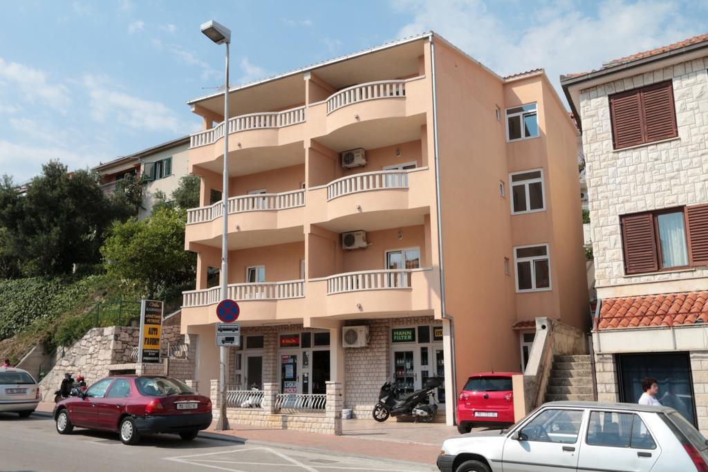 Apartments Petrovic Makarska Buitenkant foto